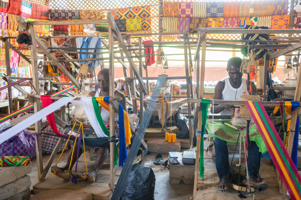 Kente weaving maschine