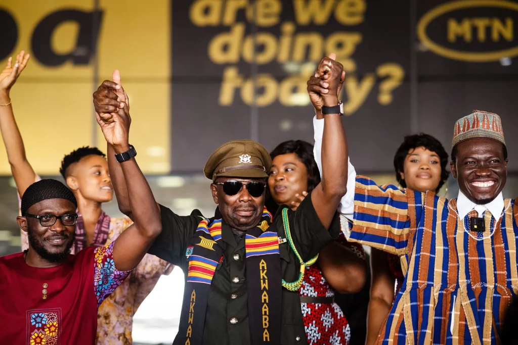 Segun Arinze arrives in Ghana for The Black Star play